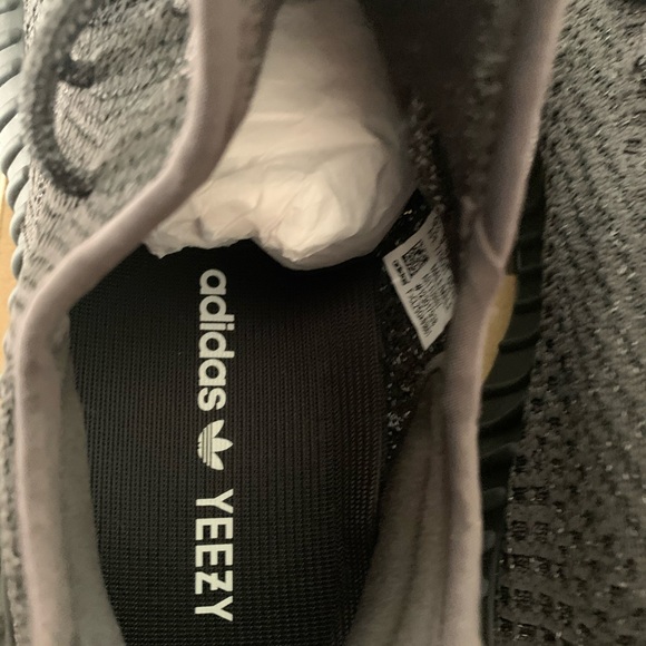 adidas Yeezy Boost 350 Static Blacks Reflective - Picture 7 of 8